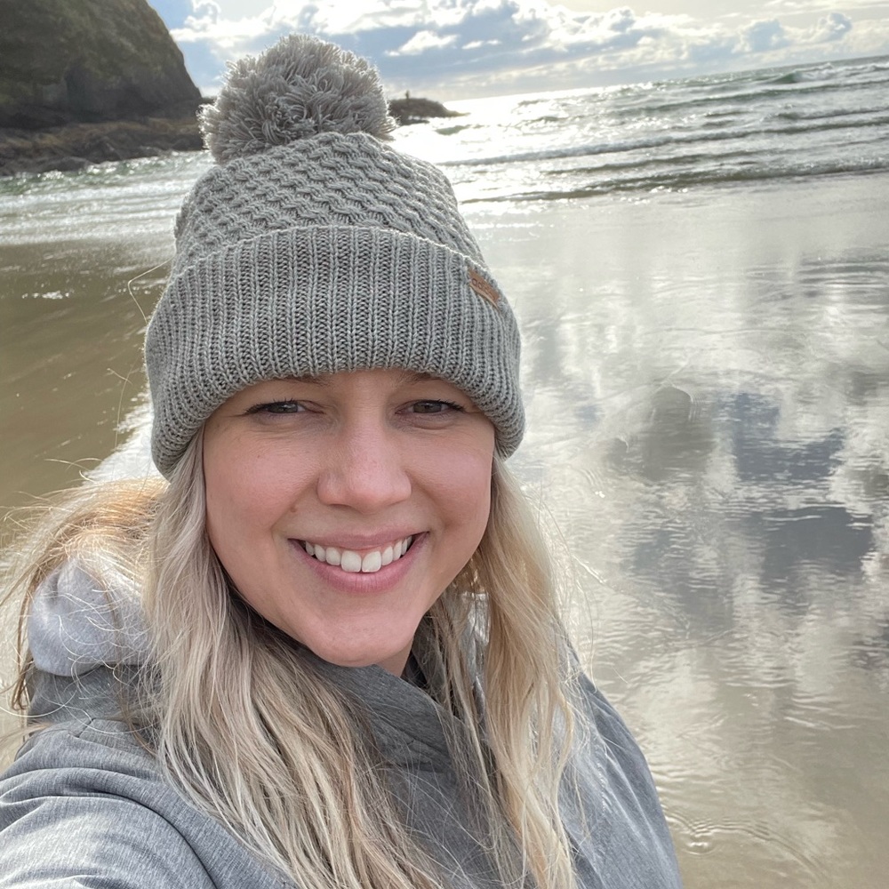 Meet your Posher, Alishia